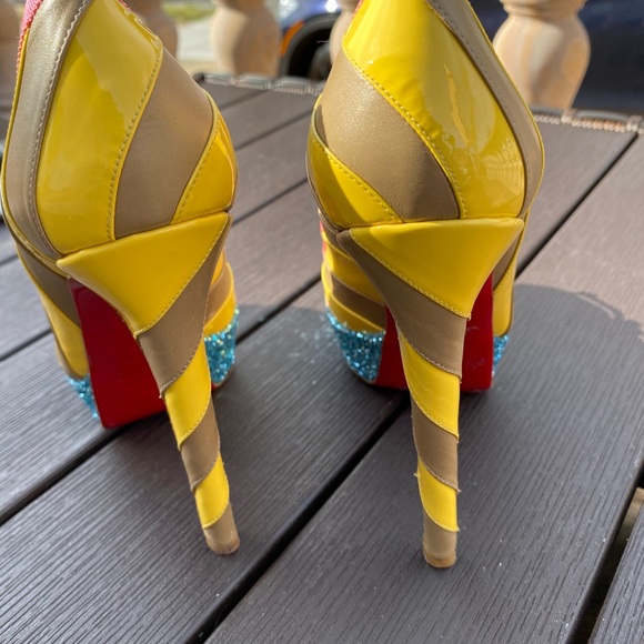 Christian Louboutin Stripe Glitter Platform heels - Picture 4 of 12